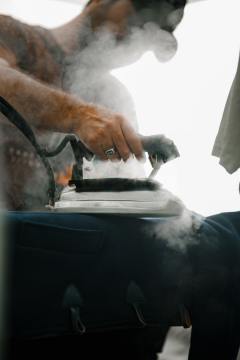 Best Steam Irons for Fast, Wrinkle-Free Results