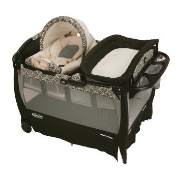 Graco Pack 'n Play Playard with Cuddle Cove