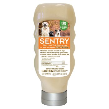 Sentry Flea & Tick Shampoo with Oatmeal